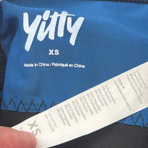 YITTY Black Velvet Leggings Stretch Fit - Picture 7 of 7